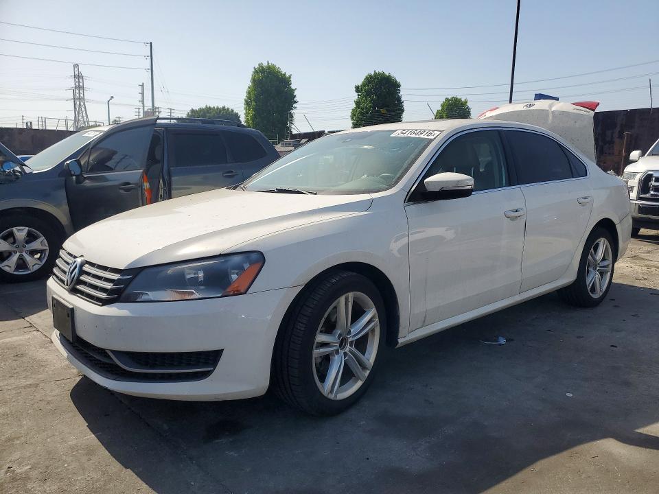 54164916 :رقم المزاد ، 1VWBN7A35EC078708 vin ، 2014 Volkswagen Passat مزاد بيع