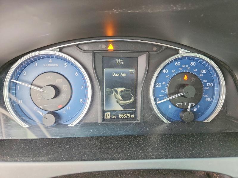 54497916 :رقم المزاد ، 4T1BF1FK0HU733980 vin ، 2017 Toyota Camry مزاد بيع