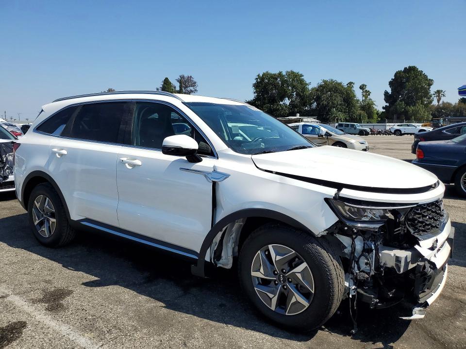 53206976 :رقم المزاد ، KNDRG4LG8N5110226 vin ، 2022 Kia Sorento مزاد بيع