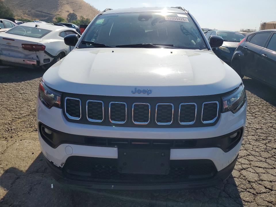 52059426 :رقم المزاد ، 3C4NJDBN7ST597950 vin ، 2025 Jeep Compass مزاد بيع