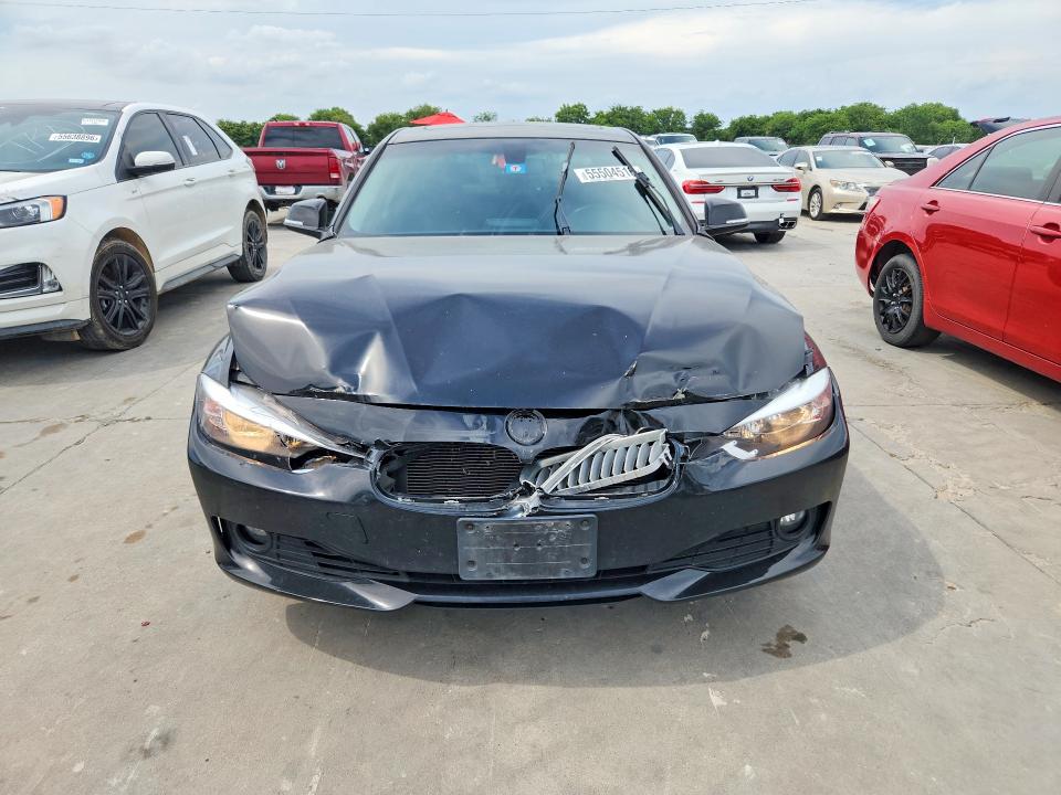 55504516 :رقم المزاد ، WBA3C1C59EK117179 vin ، 2014 Bmw 328 مزاد بيع