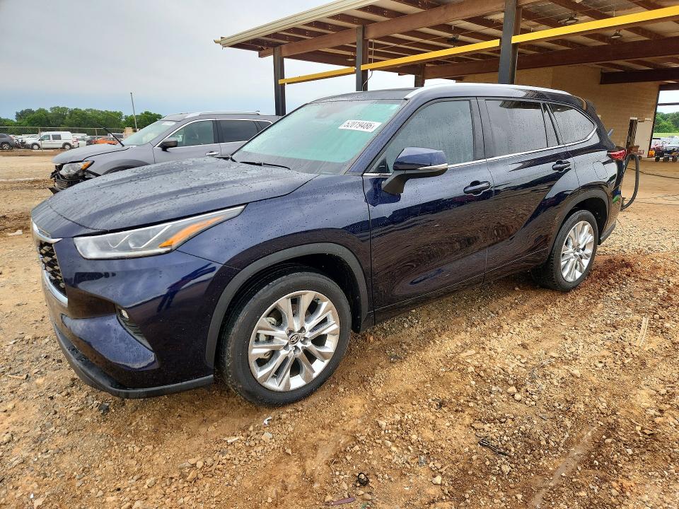 Auction sale of the 2023 Toyota Highlander, vin: 5TDKDRAH4PS019809, lot number: 52019486