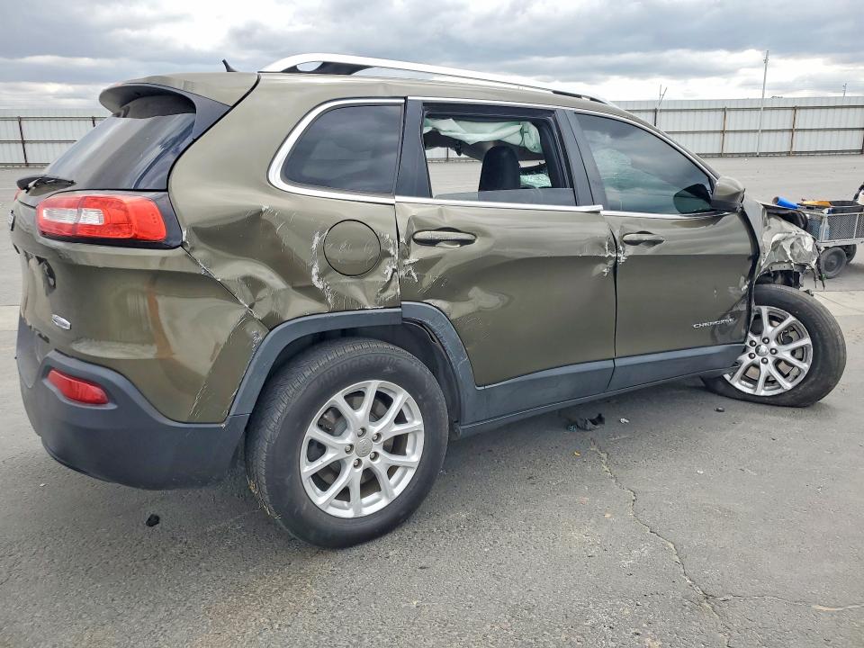 52950536 :رقم المزاد ، 1C4PJMCB7FW663944 vin ، 2015 Jeep Cherokee مزاد بيع
