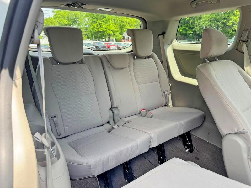 55459266 :رقم المزاد ، KNDMB5C18K6525496 vin ، 2019 Kia Sedona مزاد بيع