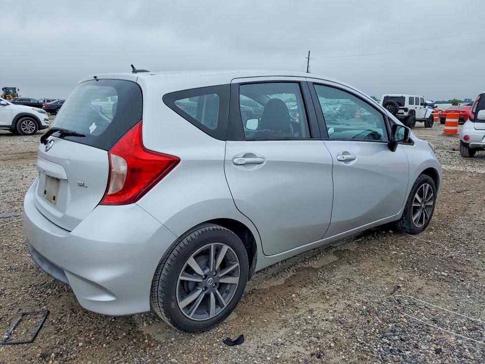 53016786 :رقم المزاد ، 3N1CE2CP2HL368572 vin ، 2017 Nissan Versa Note مزاد بيع