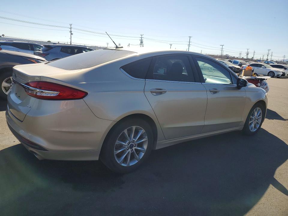 53267946 :رقم المزاد ، 3FA6P0H71HR382497 vin ، 2017 Ford Fusion مزاد بيع