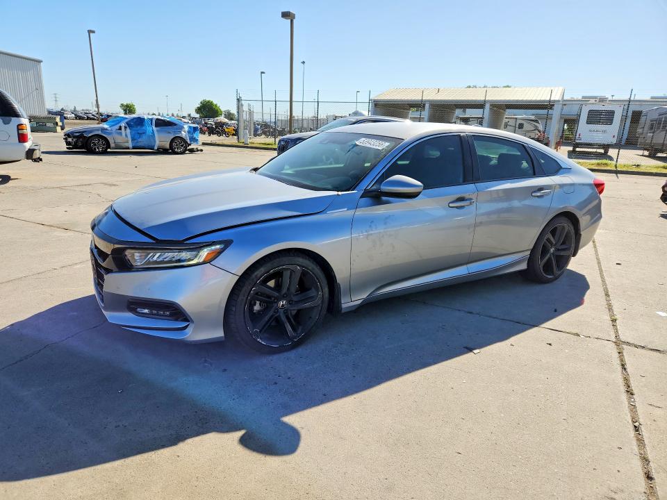 Auction sale of the 2018 Honda Accord, vin: 1HGCV1F34JA244981, lot number: 53943256