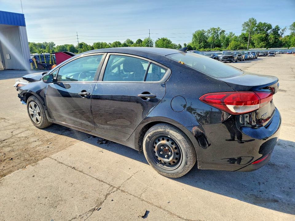 54899996 :رقم المزاد ، 3KPFK4A71JE195753 vin ، 2018 Kia Forte مزاد بيع