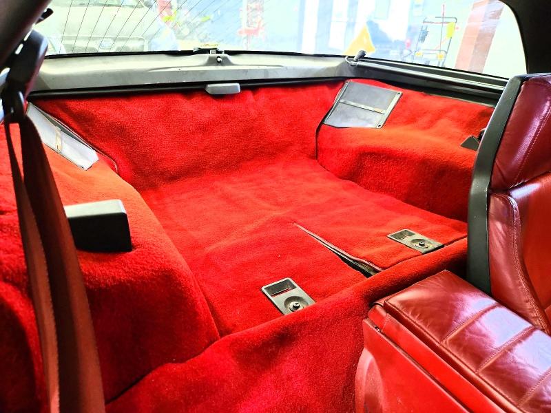 54391486 :رقم المزاد ، 1G1AY0786E5131400 vin ، 1984 Chev Corvette مزاد بيع