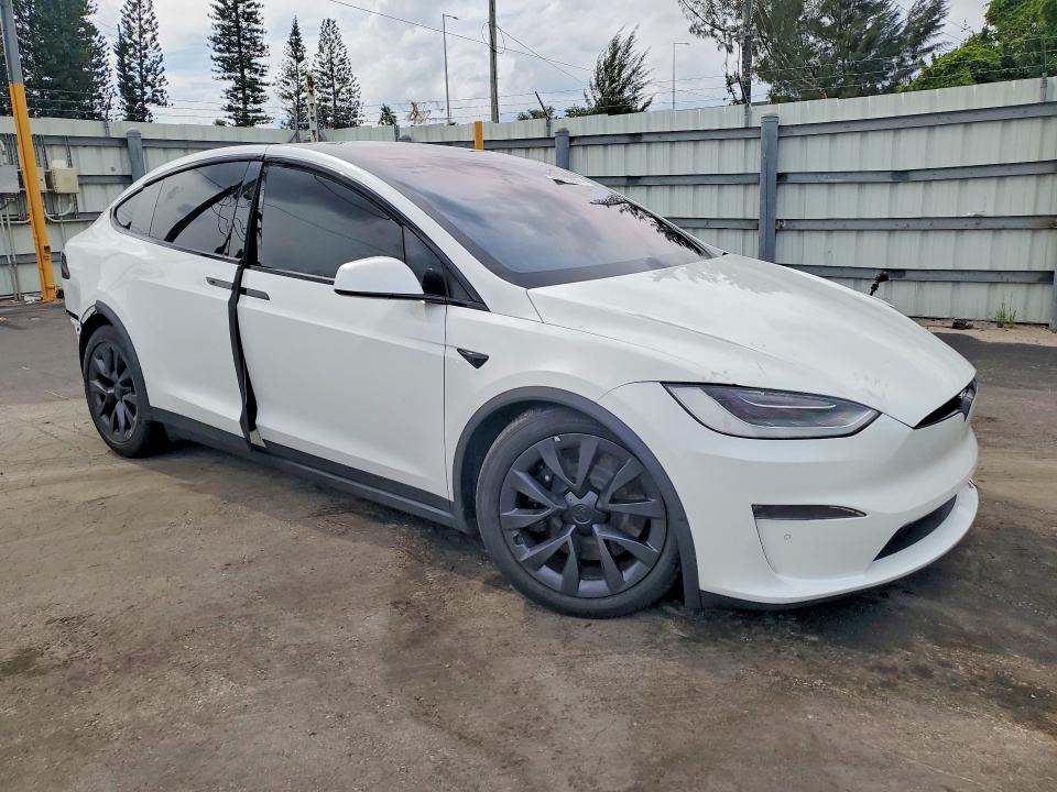 Продажа на аукционе авто 2022 Tesla Model X, vin: 7SAXCDE51NF343798, номер лота: 52883966
