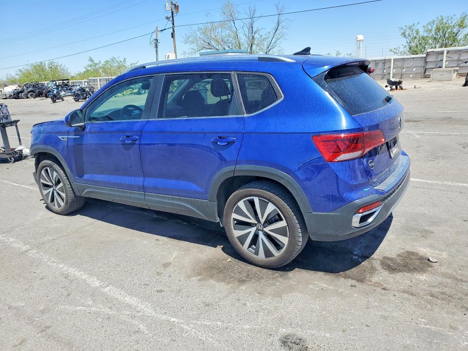 52737376 :رقم المزاد ، 3VVEX7B24PM348272 vin ، 2023 Volkswagen Taos مزاد بيع