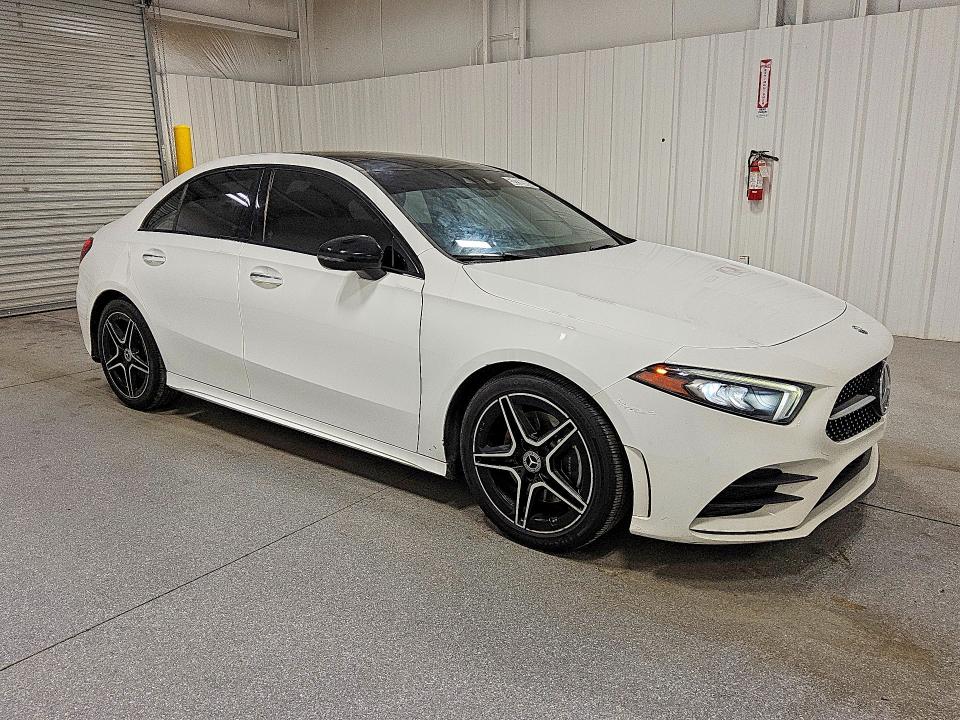 2019 Mercedes-benz A მანქანა იყიდება აუქციონზე, vin: WDD3G4EB8KW005429, აუქციონის ნომერი: 52236996
