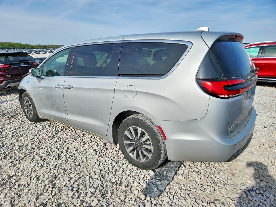 Продаж на аукціоні авто 2022 Chrysler Pacifica, vin: 2C4RC1L72NR134891, номер лоту: 51797726