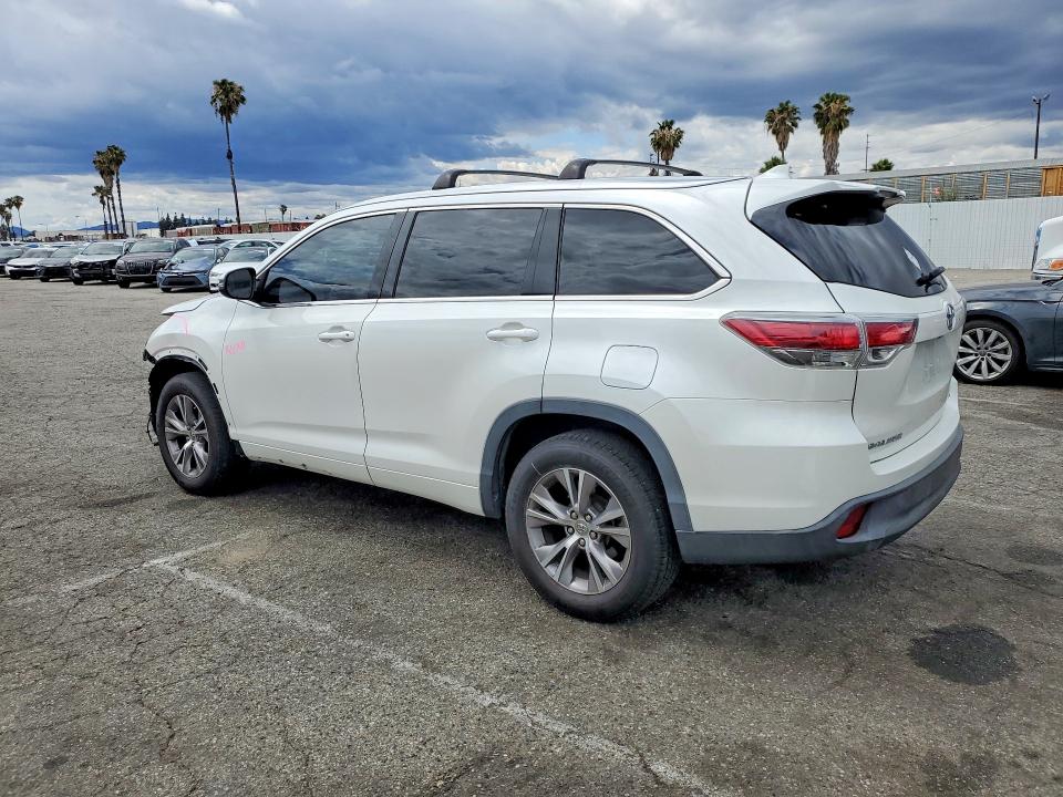 Продажа на аукционе авто 2015 Toyota Highlander, vin: 5TDKKRFH1FS090172, номер лота: 52508086
