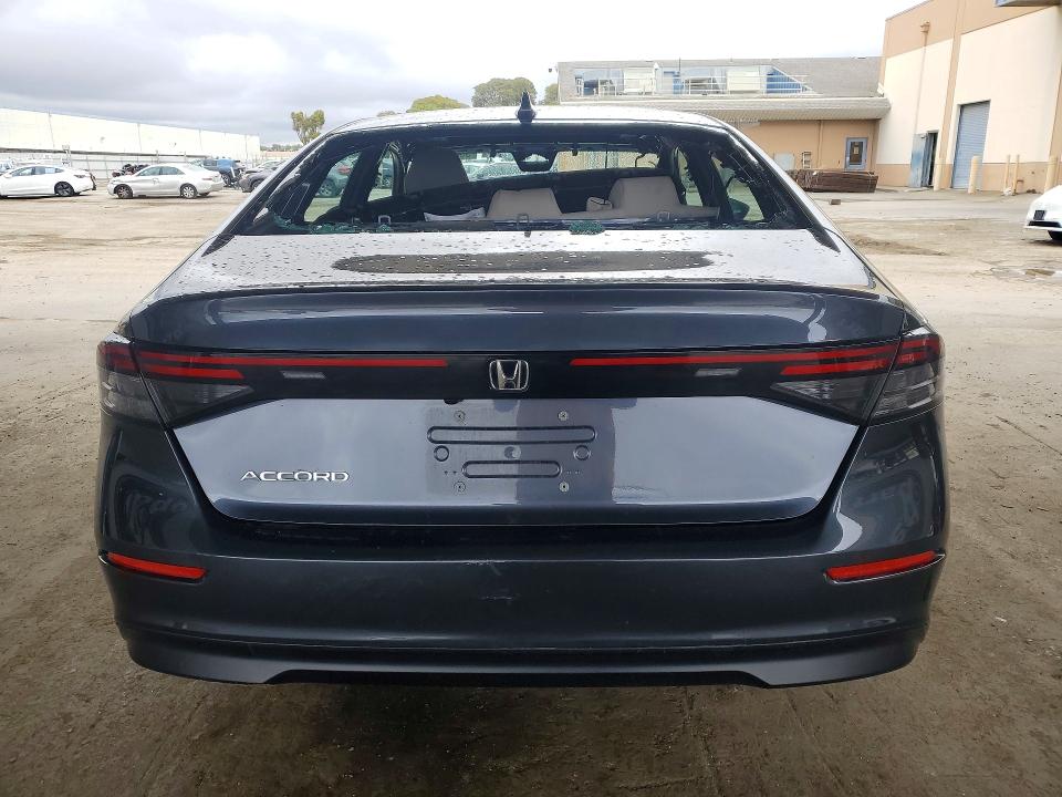 55070836 :رقم المزاد ، 1HGCY1F3XPA034563 vin ، 2023 Honda Accord مزاد بيع