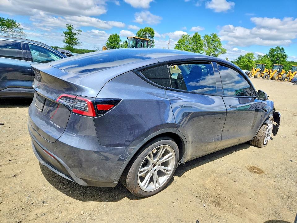 53586766 :رقم المزاد ، 7SAYGDEEXPA104467 vin ، 2023 Tesla Model Y مزاد بيع