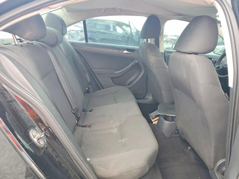53118556 :رقم المزاد ، 3VW2K7AJ8CM326338 vin ، 2012 Volkswagen Jetta مزاد بيع