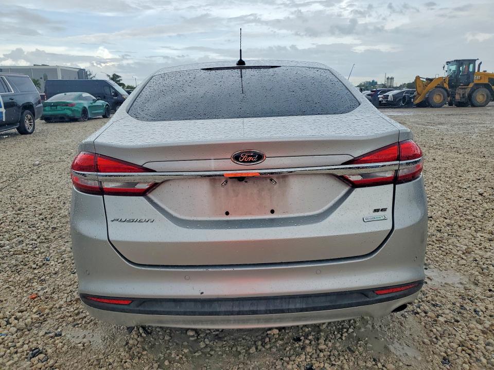 54658346 :رقم المزاد ، 3FA6P0HD4HR136257 vin ، 2017 Ford Fusion مزاد بيع