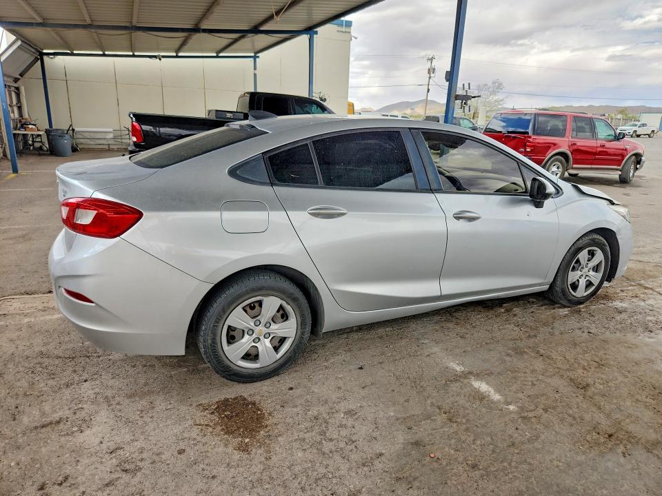 2018 Chevrolet Cruze მანქანა იყიდება აუქციონზე, vin: 1G1BC5SM0J7171703, აუქციონის ნომერი: 53795306