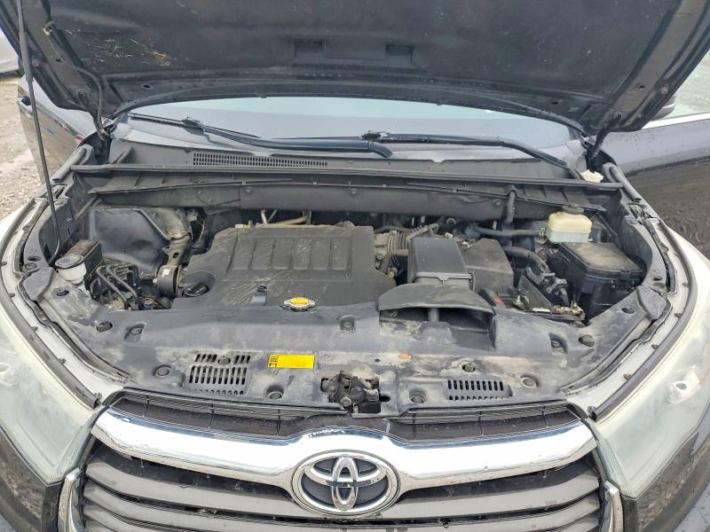 Продажа на аукционе авто 2015 Toyota Highlander, vin: 5TDBKRFH3FS140053, номер лота: 52094926