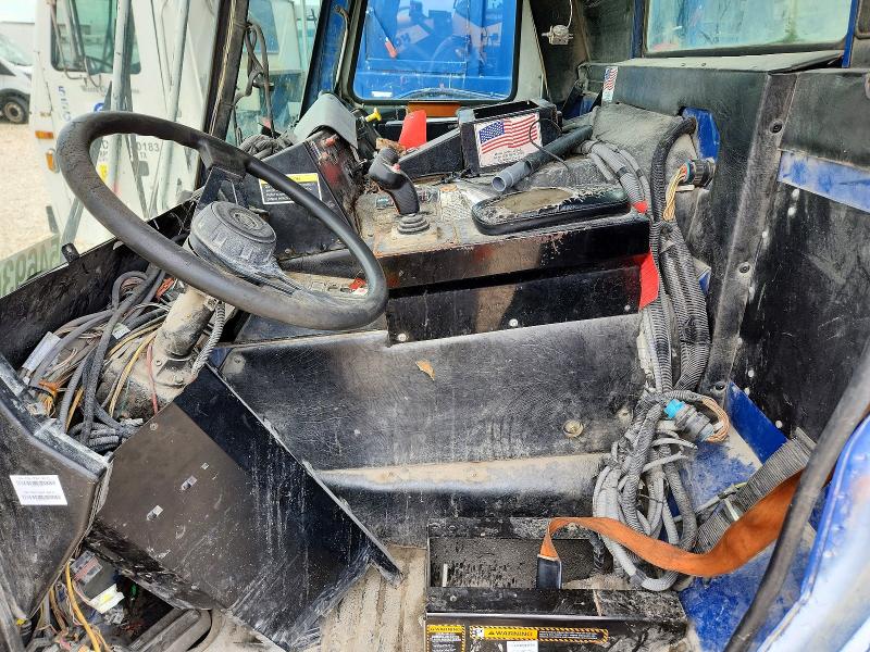 Продаж на аукціоні авто 2016 Mack Leu613, vin: 1M2AU04C8GM010254, номер лоту: 54693616