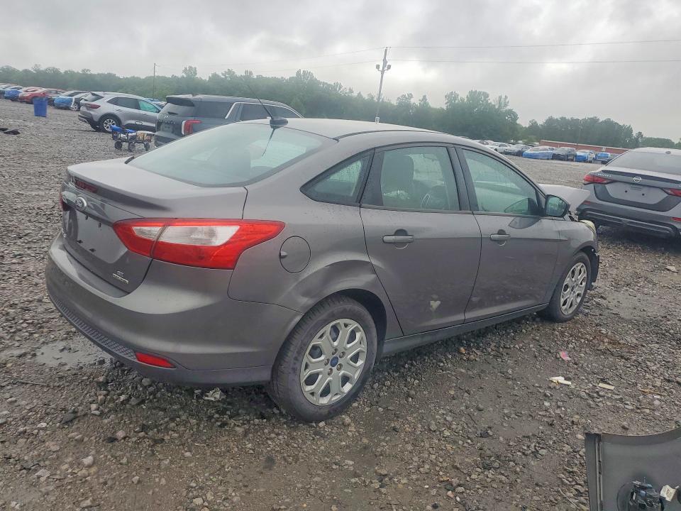 52590676 :رقم المزاد ، 1FAHP3F23CL384728 vin ، 2012 Ford Focus مزاد بيع