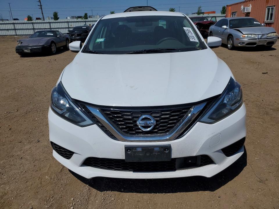 Продажа на аукционе авто 2019 Nissan Sentra, vin: 3N1AB7AP4KY207926, номер лота: 53072686