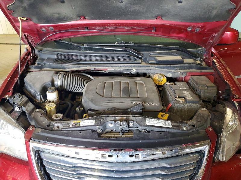 55141726 :رقم المزاد ، 2C4RC1BG7GR245926 vin ، 2016 Chrysler Town & Country مزاد بيع