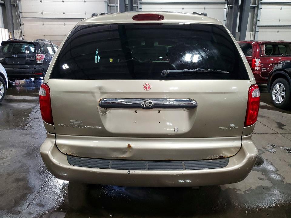 Продажа на аукционе авто 2004 Chrysler Town & Country, vin: 2C4GP54L44R589352, номер лота: 52960256