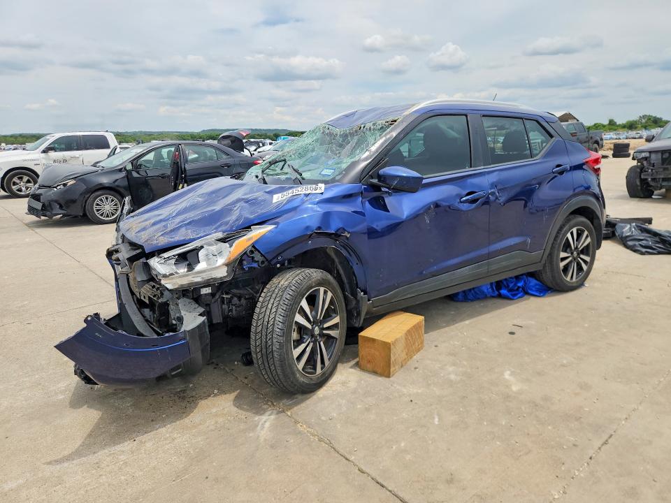 55452866 :رقم المزاد ، 3N1CP5CU6JL529917 vin ، 2018 Nissan Kicks مزاد بيع