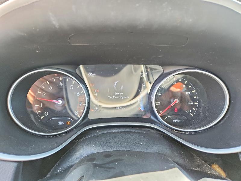 53522996 :رقم المزاد ، 3C4NJDCB0JT372529 vin ، 2018 Jeep Compass مزاد بيع
