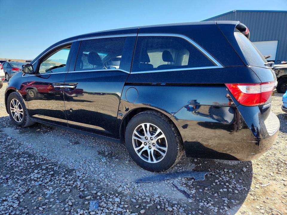 52705706 :رقم المزاد ، 5FNRL5H49BB037636 vin ، 2011 Honda Odyssey مزاد بيع