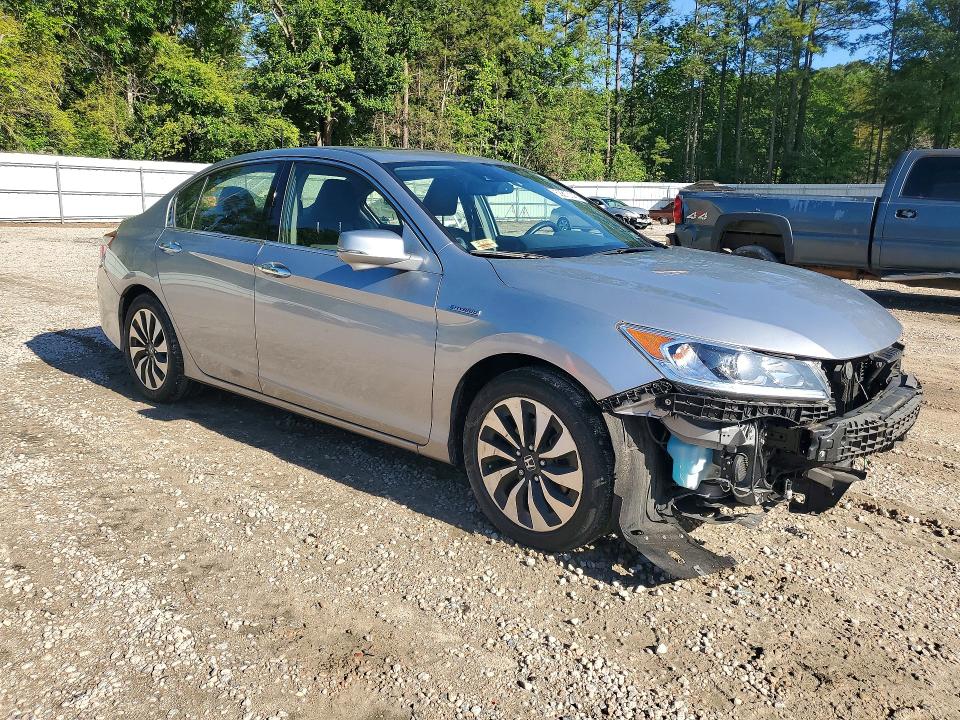 Продажа на аукционе авто 2017 Honda Accord, vin: JHMCR6F54HC023248, номер лота: 52810146
