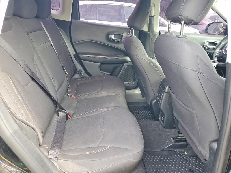 54924066 :رقم المزاد ، 3C4NJDAB9JT337524 vin ، 2018 Jeep Compass مزاد بيع