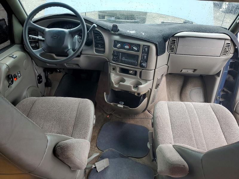 Aukcja sprzedaży 1998 Chevrolet Astro, vin: 1GNDM19W4WB195303, numer aukcji: 55048686