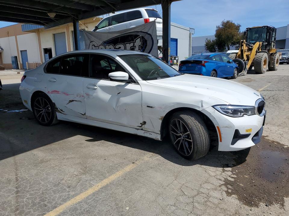 Продаж на аукціоні авто 2022 Bmw 330xe, vin: 3MW5P9J00N8C76533, номер лоту: 53304726