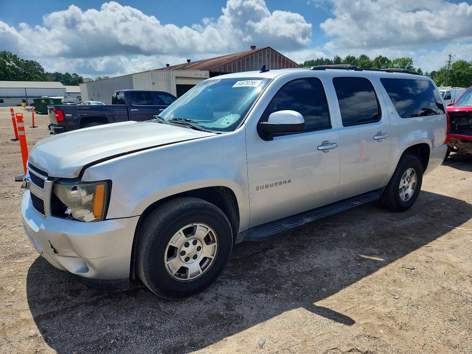 2011 Chevrolet Suburban მანქანა იყიდება აუქციონზე, vin: 1GNSCJE04BR286388, აუქციონის ნომერი: 54679766