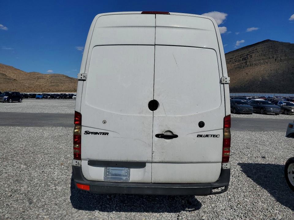 Продажа на аукционе авто 2013 Mercedes Benz Sprinter, vin: WD3PE8CC8D5776822, номер лота: 52453536