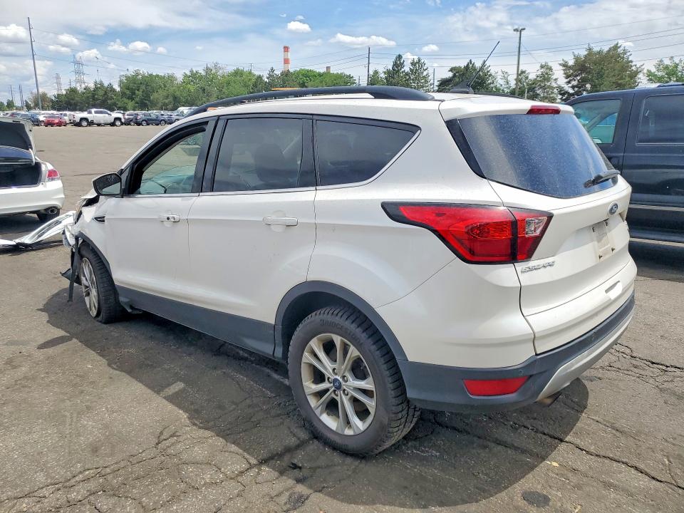 53256226 :رقم المزاد ، 1FMCU9HD4KUB27306 vin ، 2019 Ford Escape مزاد بيع