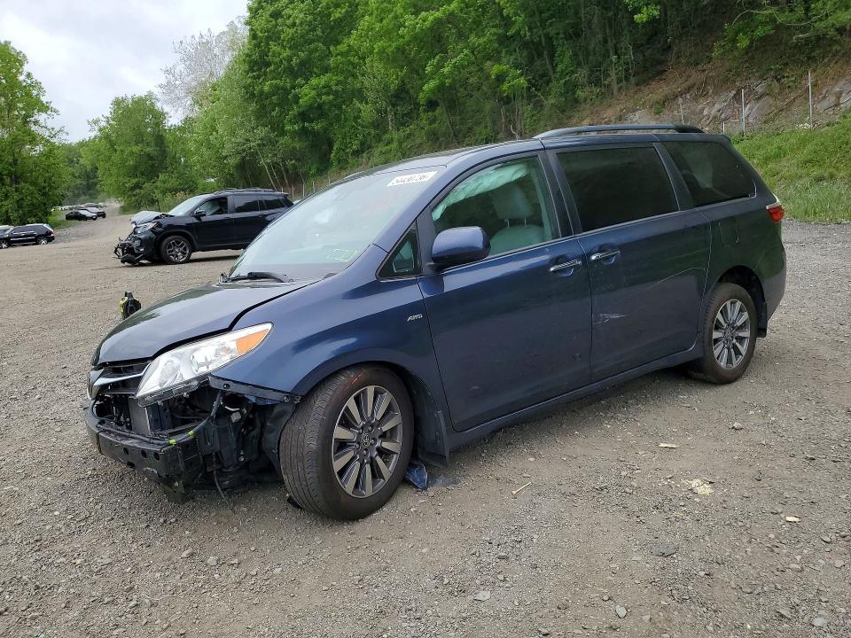 54430736 :رقم المزاد ، 5TDDZ3DC6LS242788 vin ، 2020 Toyota Sienna مزاد بيع