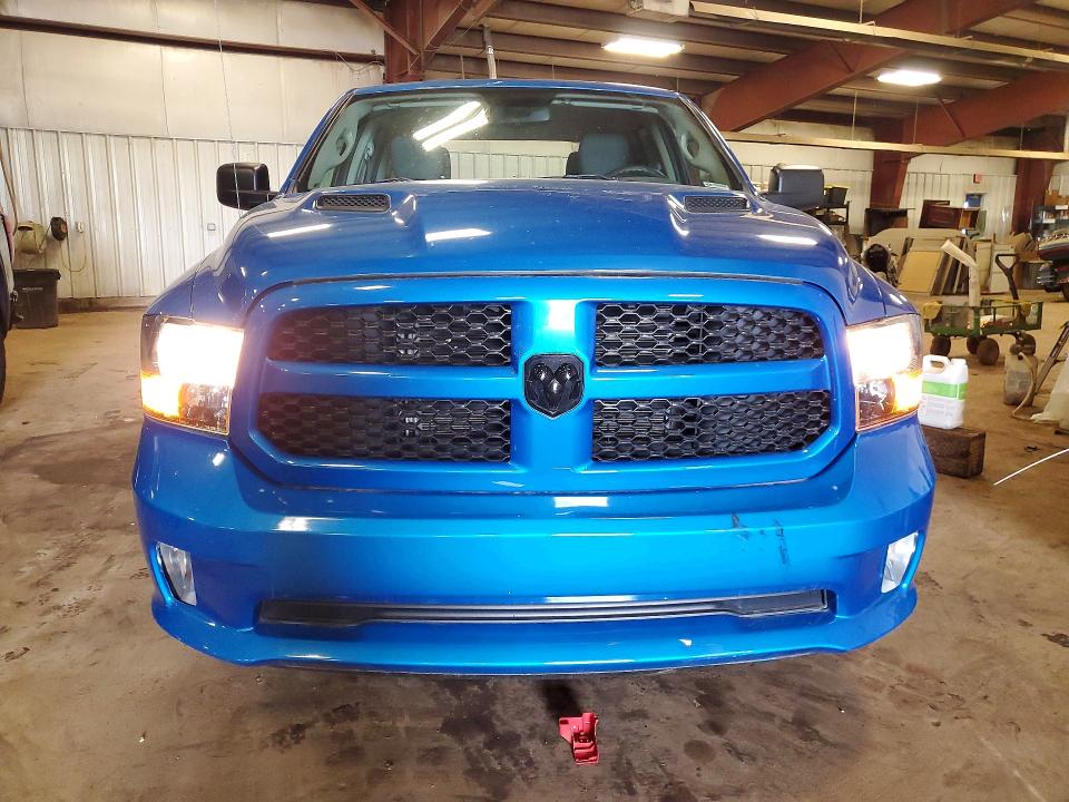 53425776 :رقم المزاد ، 1C6RR7KT8LS112655 vin ، 2020 Ram 1500 Classic مزاد بيع