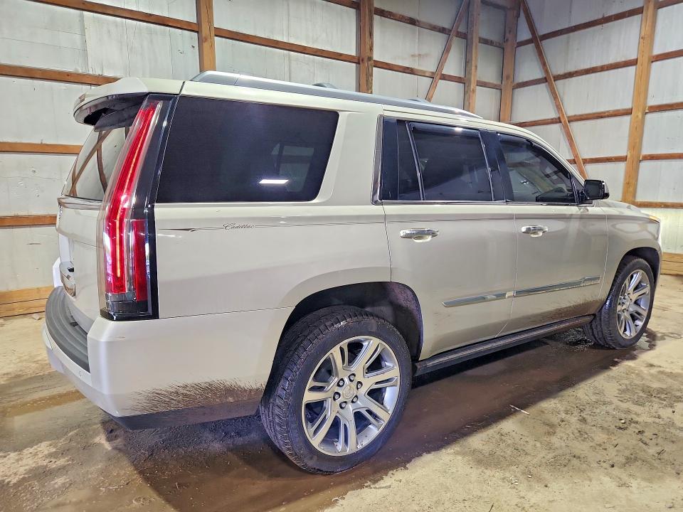 52431356 :رقم المزاد ، 1GYS4CKJXFR205201 vin ، 2015 Cadillac Escalade مزاد بيع