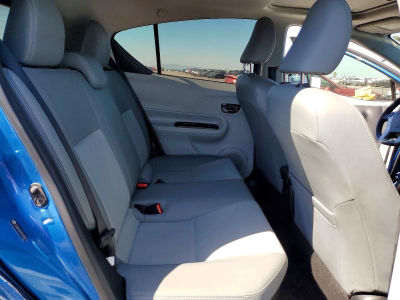 Продажа на аукционе авто 2013 Toyota Prius C, vin: JTDKDTB37D1038914, номер лота: 53809396