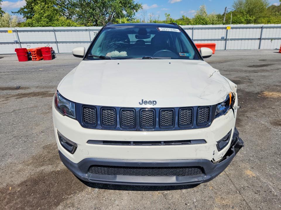 Продаж на аукціоні авто 2018 Jeep Compass, vin: 3C4NJDBB6JT301577, номер лоту: 52311246