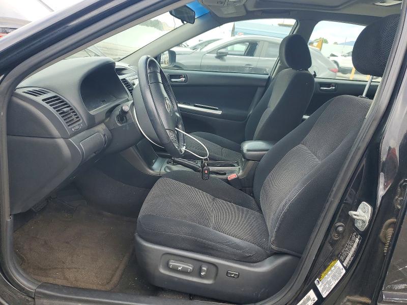 2005 Toyota Camry მანქანა იყიდება აუქციონზე, vin: 4T1BE32K05U051746, აუქციონის ნომერი: 52340526