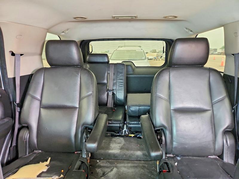 52902146 :رقم المزاد ، 1GNUCAE03AR253129 vin ، 2010 Chevrolet Tahoe مزاد بيع
