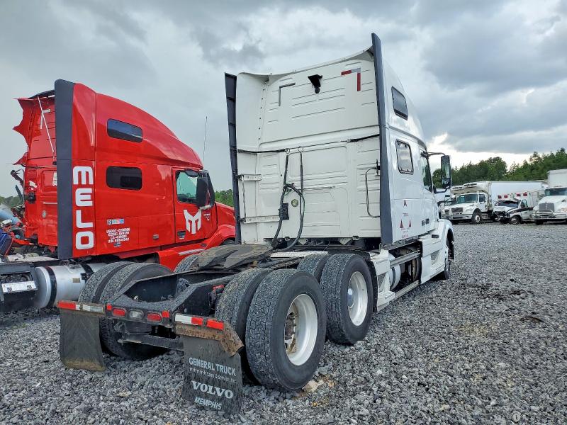 2017 Volvo Vn მანქანა იყიდება აუქციონზე, vin: 4V4NC9EH2HN961704, აუქციონის ნომერი: 55559786