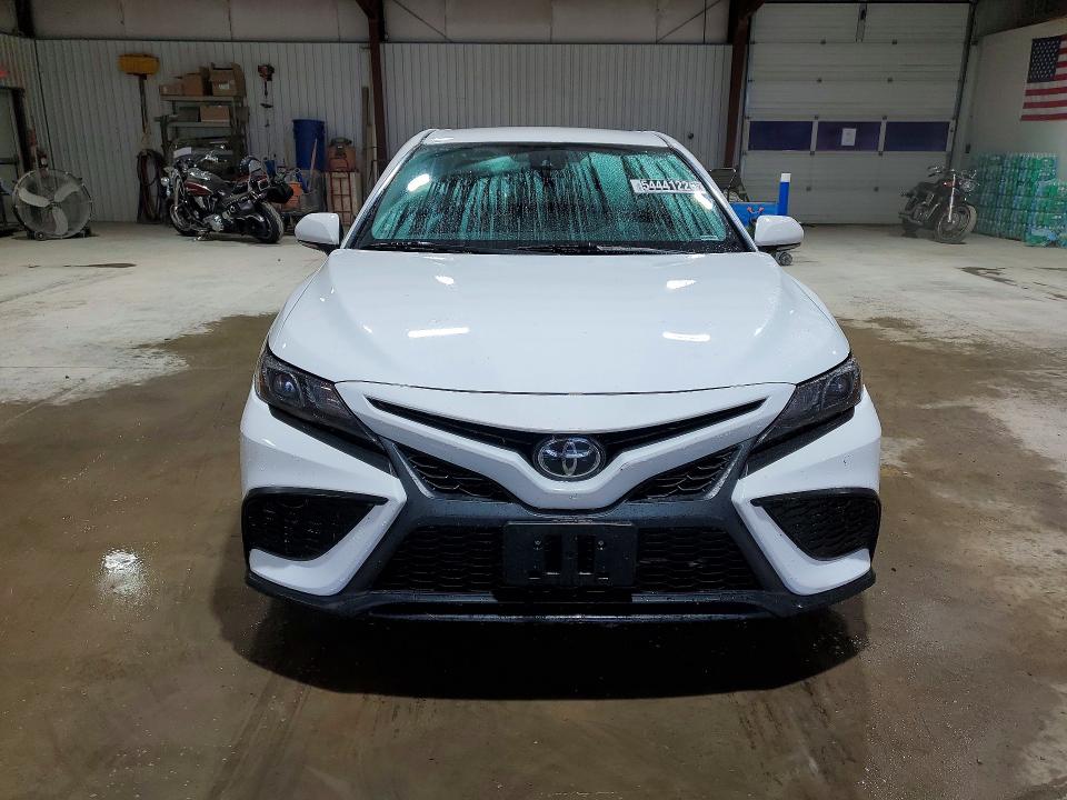 Aukcja sprzedaży 2022 Toyota Camry, vin: 4T1G11AK4NU054432, numer aukcji: 54441226