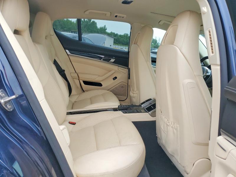 52200046 :رقم المزاد ، WP0AA2A72FL006737 vin ، 2015 Porsche Panamera مزاد بيع