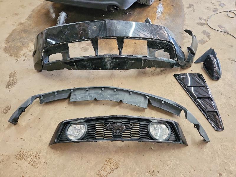 2010 Ford Mustang მანქანა იყიდება აუქციონზე, vin: 1ZVBP8CH2A5126642, აუქციონის ნომერი: 52825266